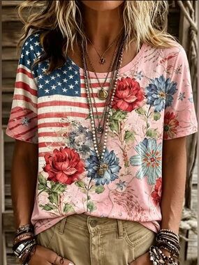 🇺🇸 Patriotic 4th of July Pink and Blue Floral American Flag T-Shirt